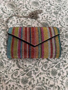 Multicolor Rhinestone Vertical Stripe Envelope Clutch with Removable SilverChain